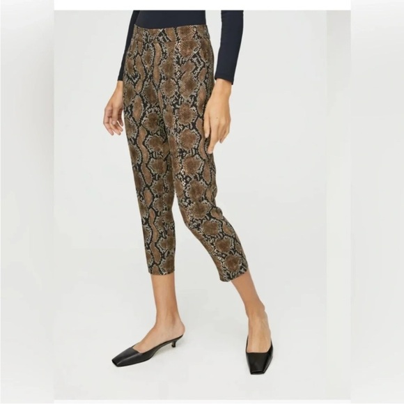 Babaton Atelier Aritzia
Conan Snake
Print Cropped Pull On Pants
Size 10, office - Picture 3 of 12